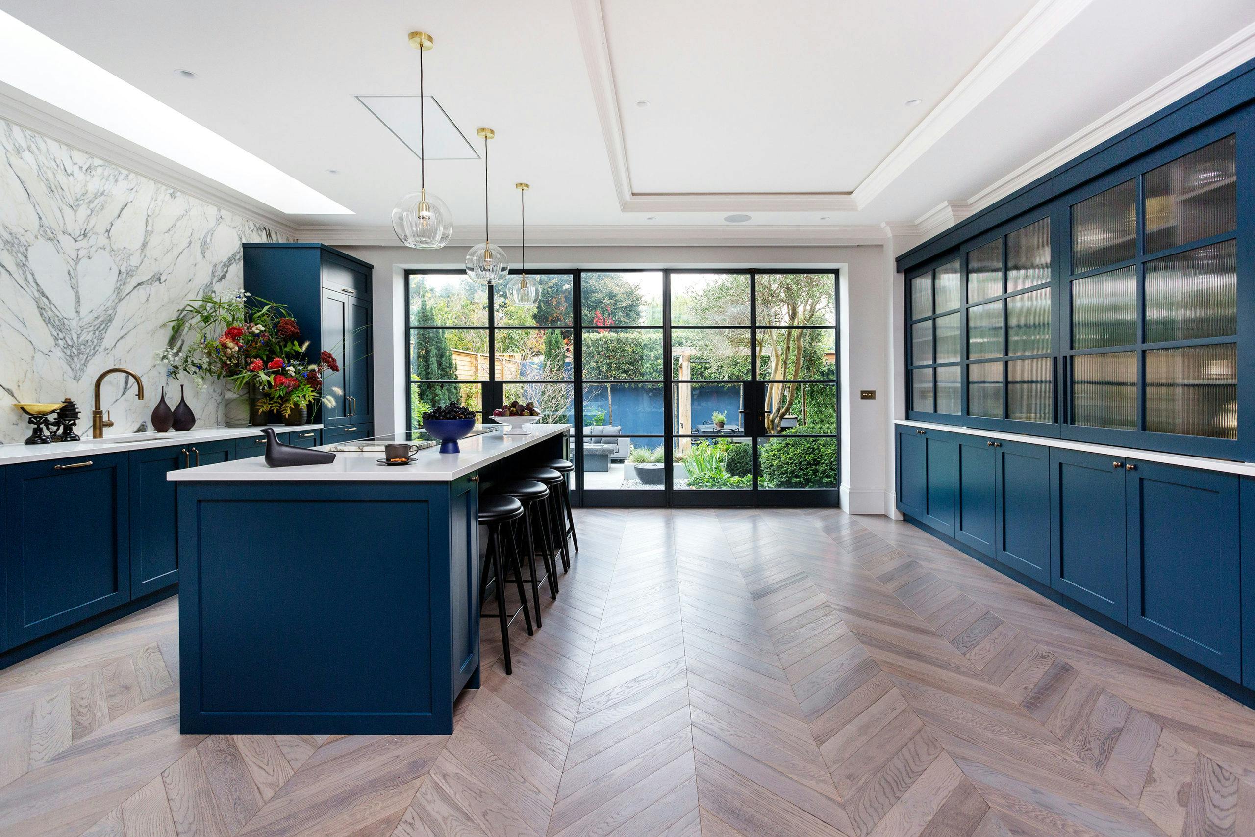 Open Plan kitchen in Bedford Park Estate Edwardian villa refurbishment by Zulufish