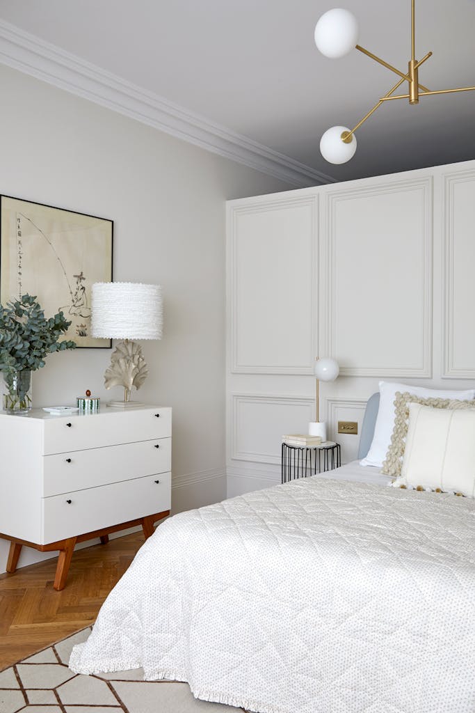 Belsize park serene neutral bedroom design and build by Zulufish