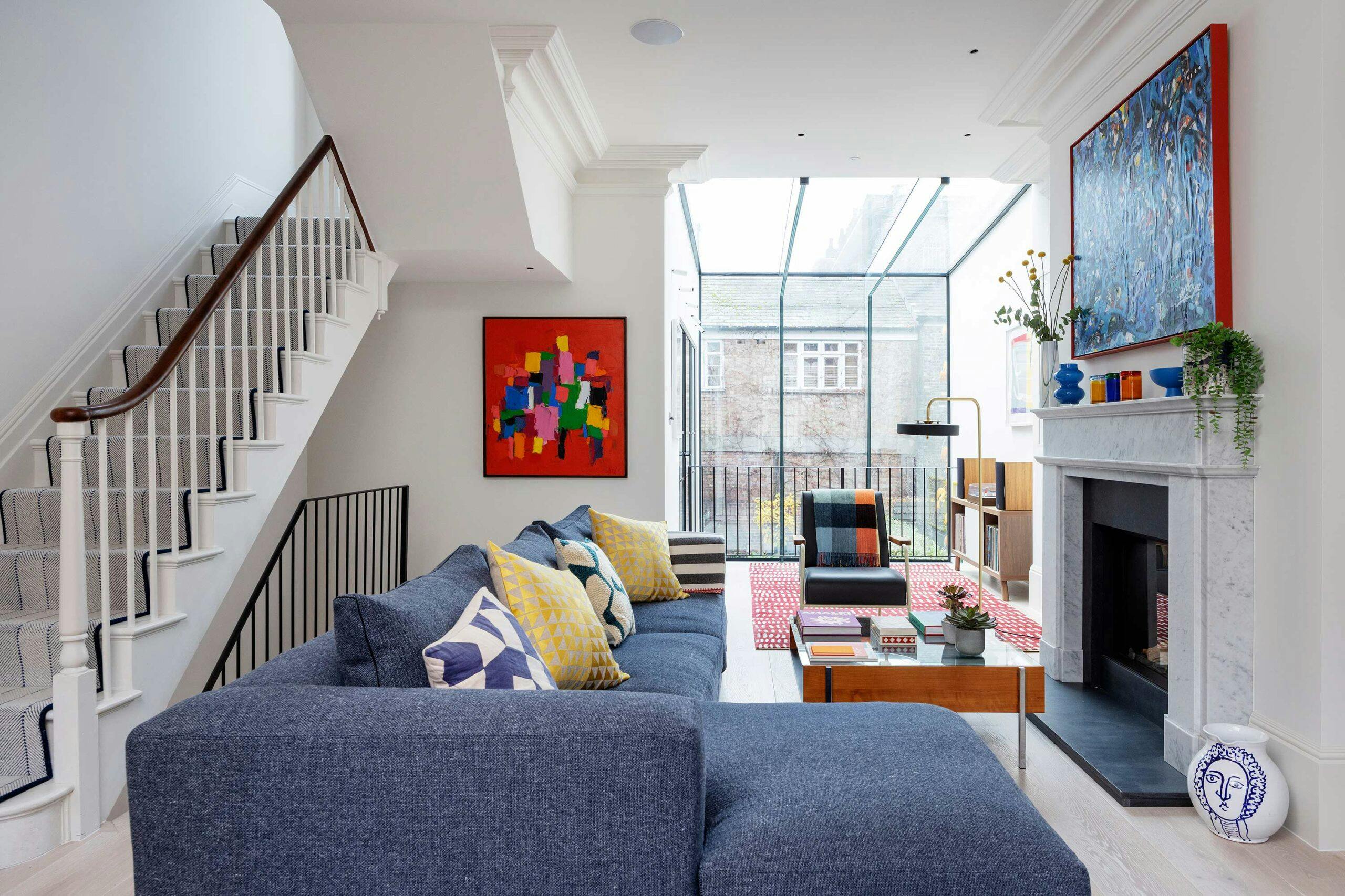 Modern Living room in Primrose Hill Townhouse interior by Zulufish
