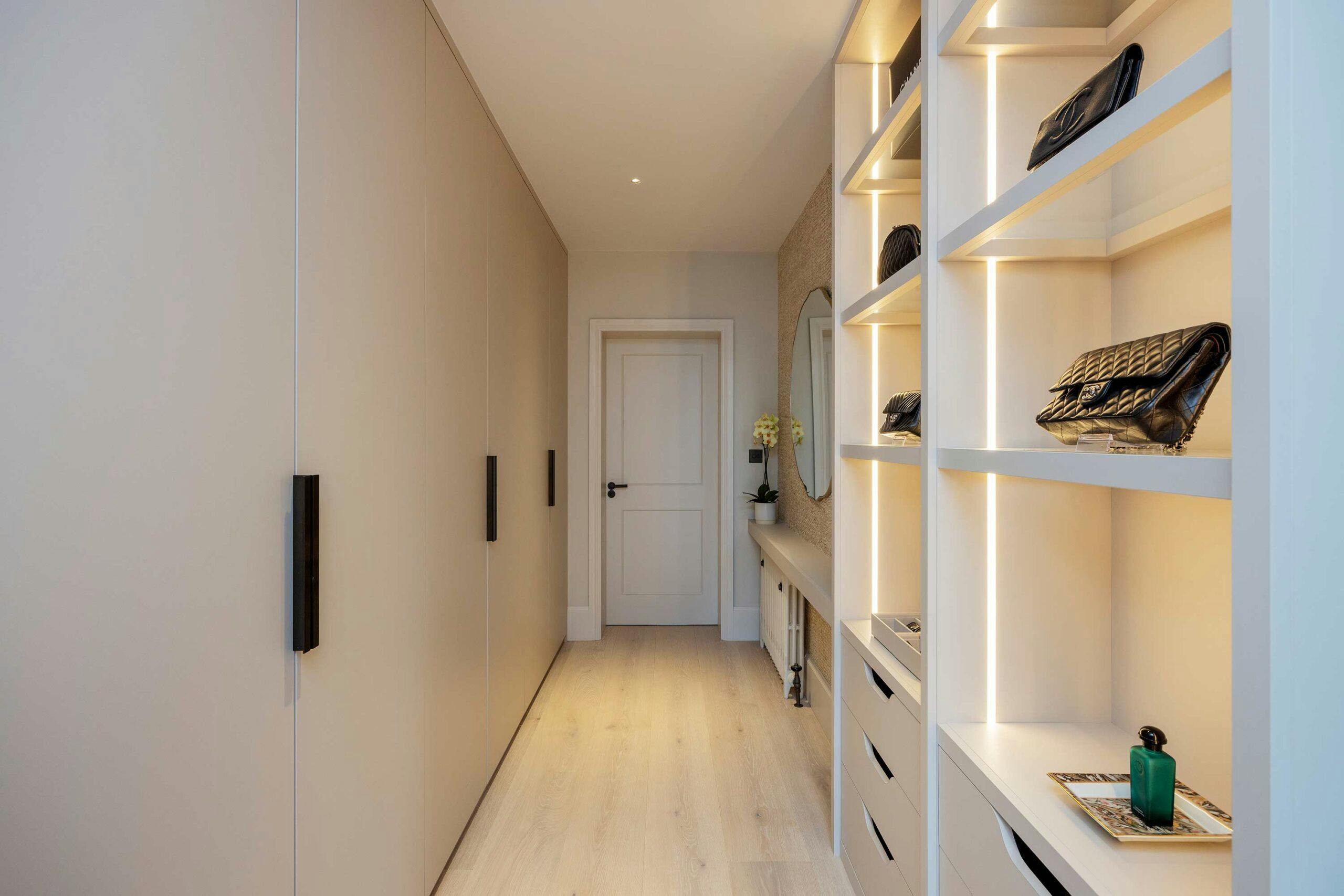 kensington townhouse bedroom with dressing room pembroke zulufish 5