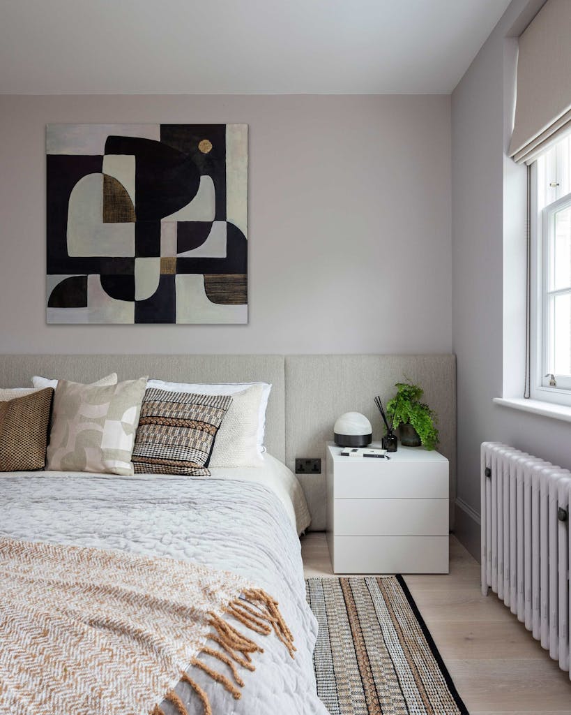 kensington townhouse master bedroom luxury design pembroke zulufish 2