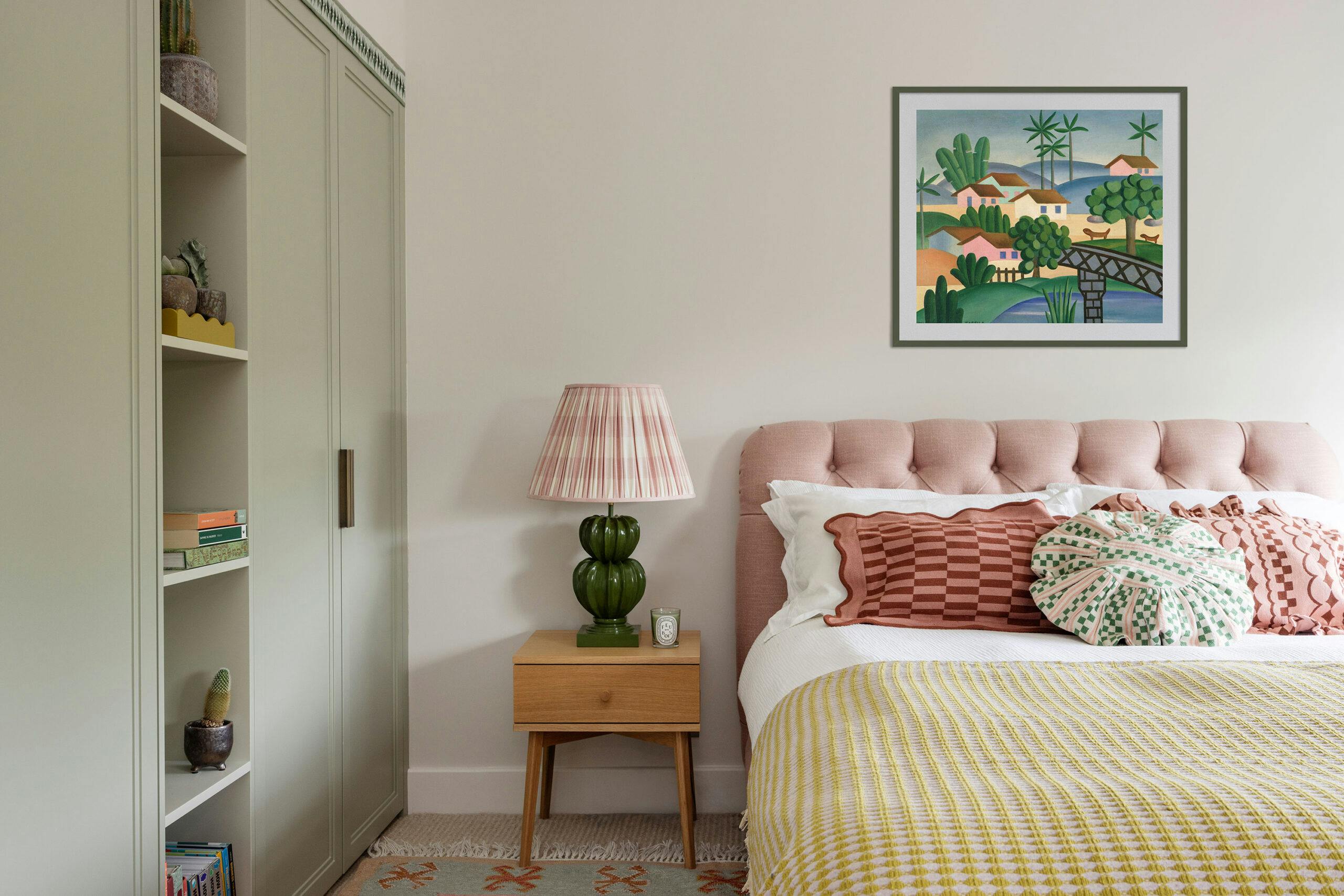 Blenheim bespoke joinery cabinetry hux london zulufish david hunt table lamp bedroom design